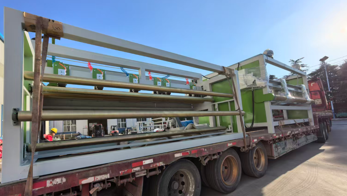 Fully Automatic Eyelet Punching Machine For Tarpaulin Banner(图7)
