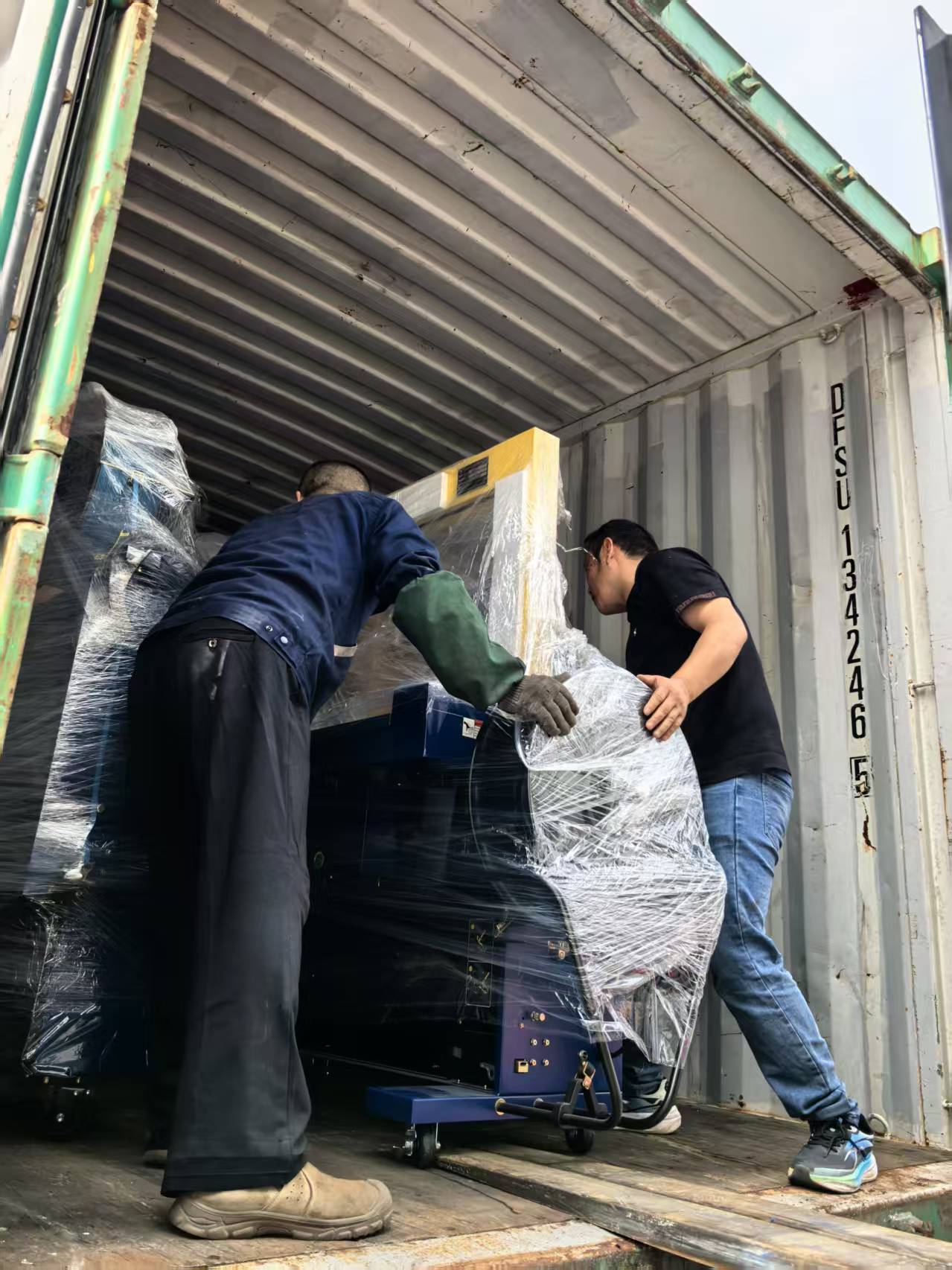 EYELET MACHINE EXPORT TO INDIA (图3)