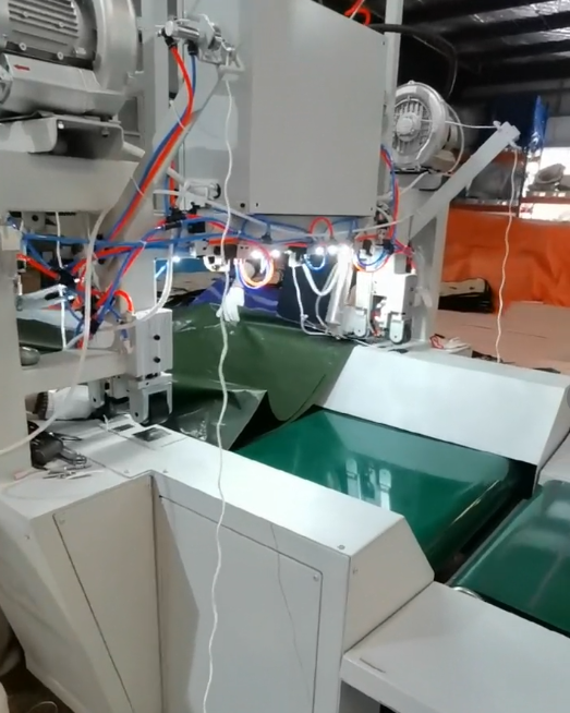 Hemming Machine With Rope Cutting Automatically (图1)