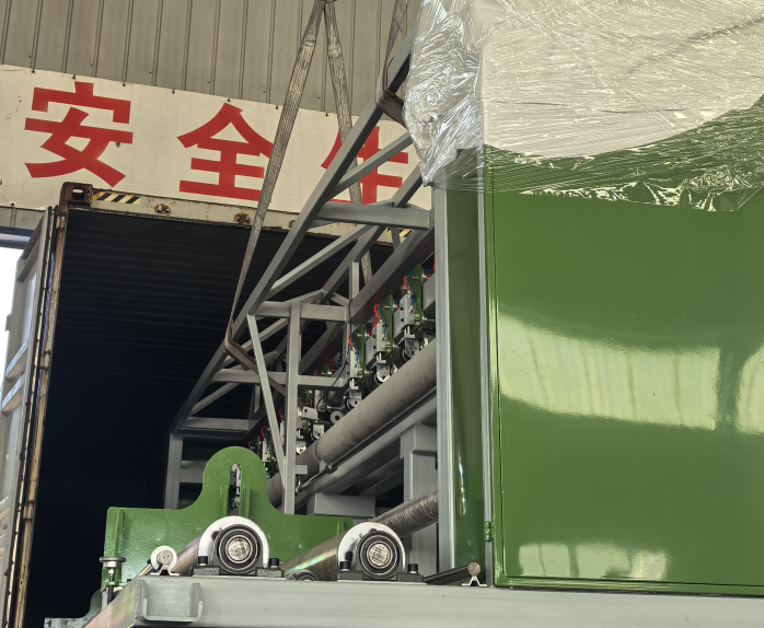 Automatic Roll Cutting Machine Exporting (图2)